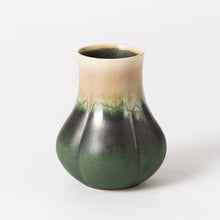 Load image into Gallery viewer, Clove Vase- Laurel
